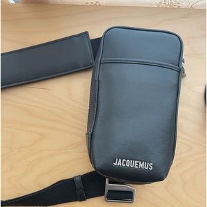 Jacquemus cross body bag